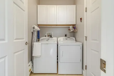 39 Morrison Drive Londonderry NH 03053