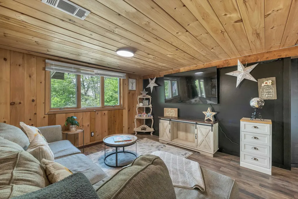 165 South Shore Road New Durham NH 03225
