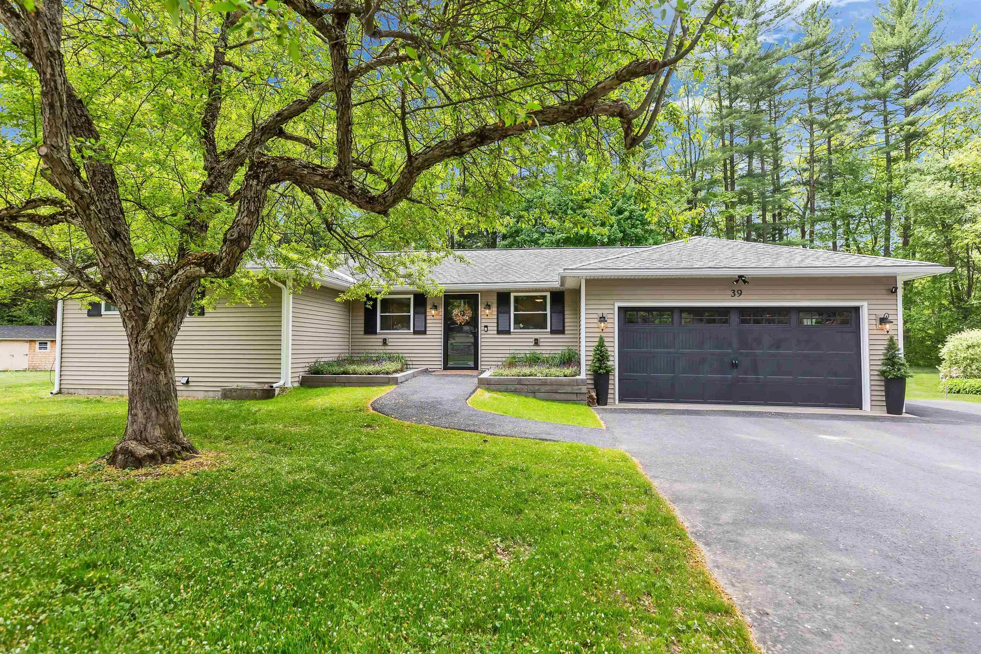 39 Kendall Road Keene NH 03431