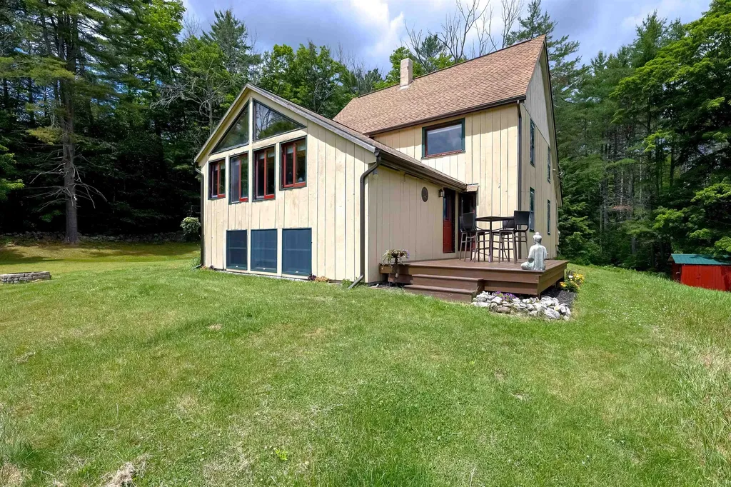21 Martin Drive Danbury NH 03230