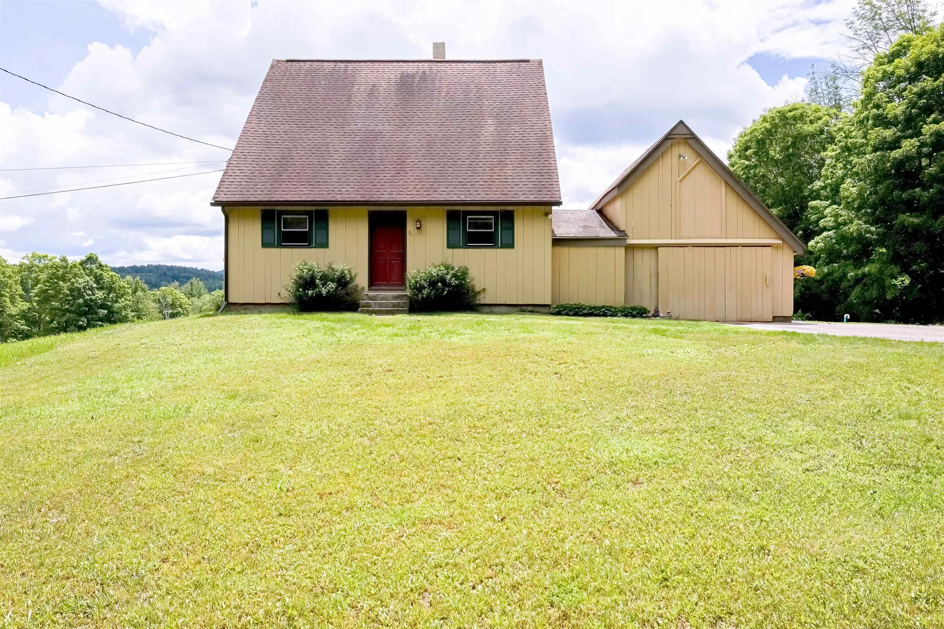 21 Martin Drive Danbury NH 03230