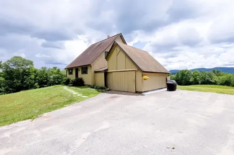 21 Martin Drive Danbury NH 03230