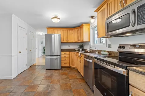 2 Sanborn Road Hampton Falls NH 03844