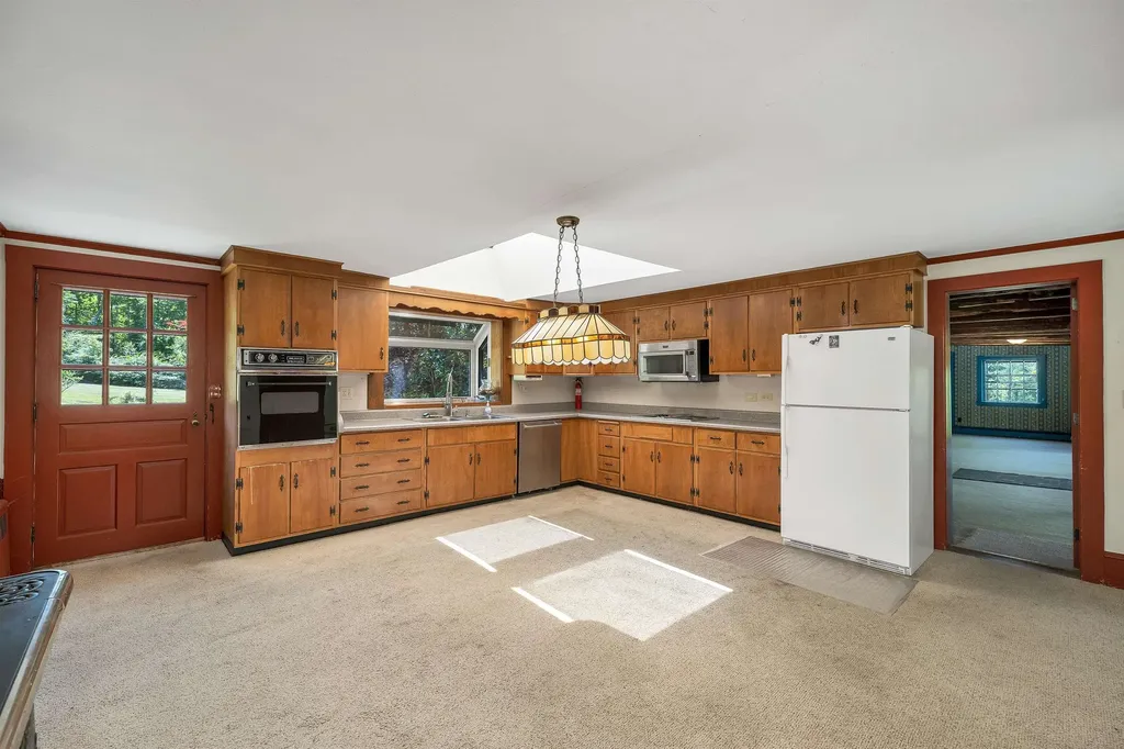 57 Roberts Cove Road Alton NH 03809