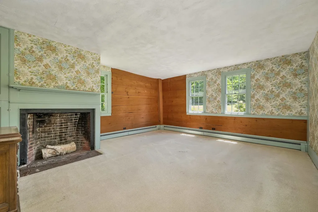 57 Roberts Cove Road Alton NH 03809