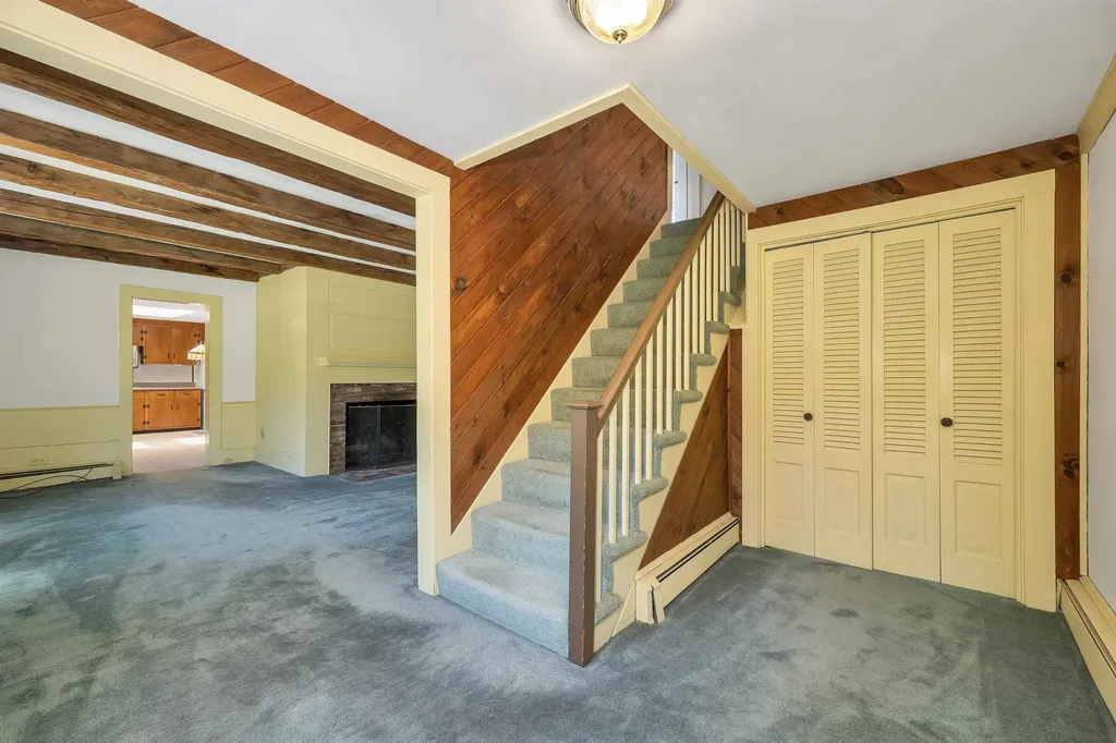 57 Roberts Cove Road Alton NH 03809