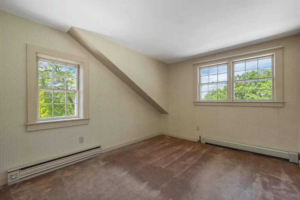 57 Roberts Cove Road Alton NH 03809