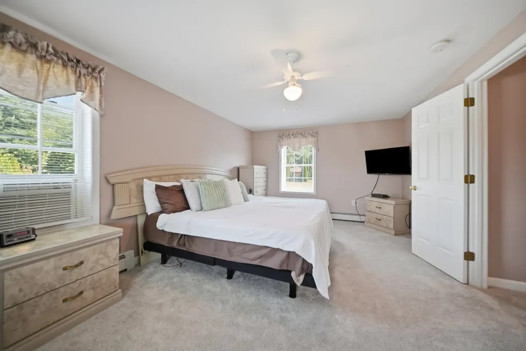 14 Brittany Circle Pembroke NH 03275