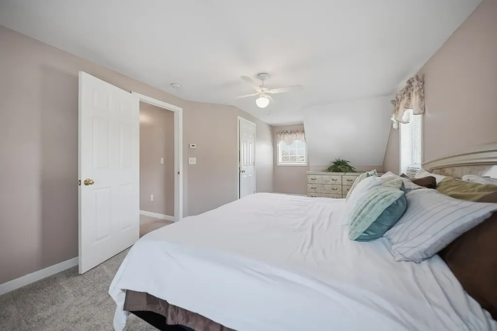 14 Brittany Circle Pembroke NH 03275