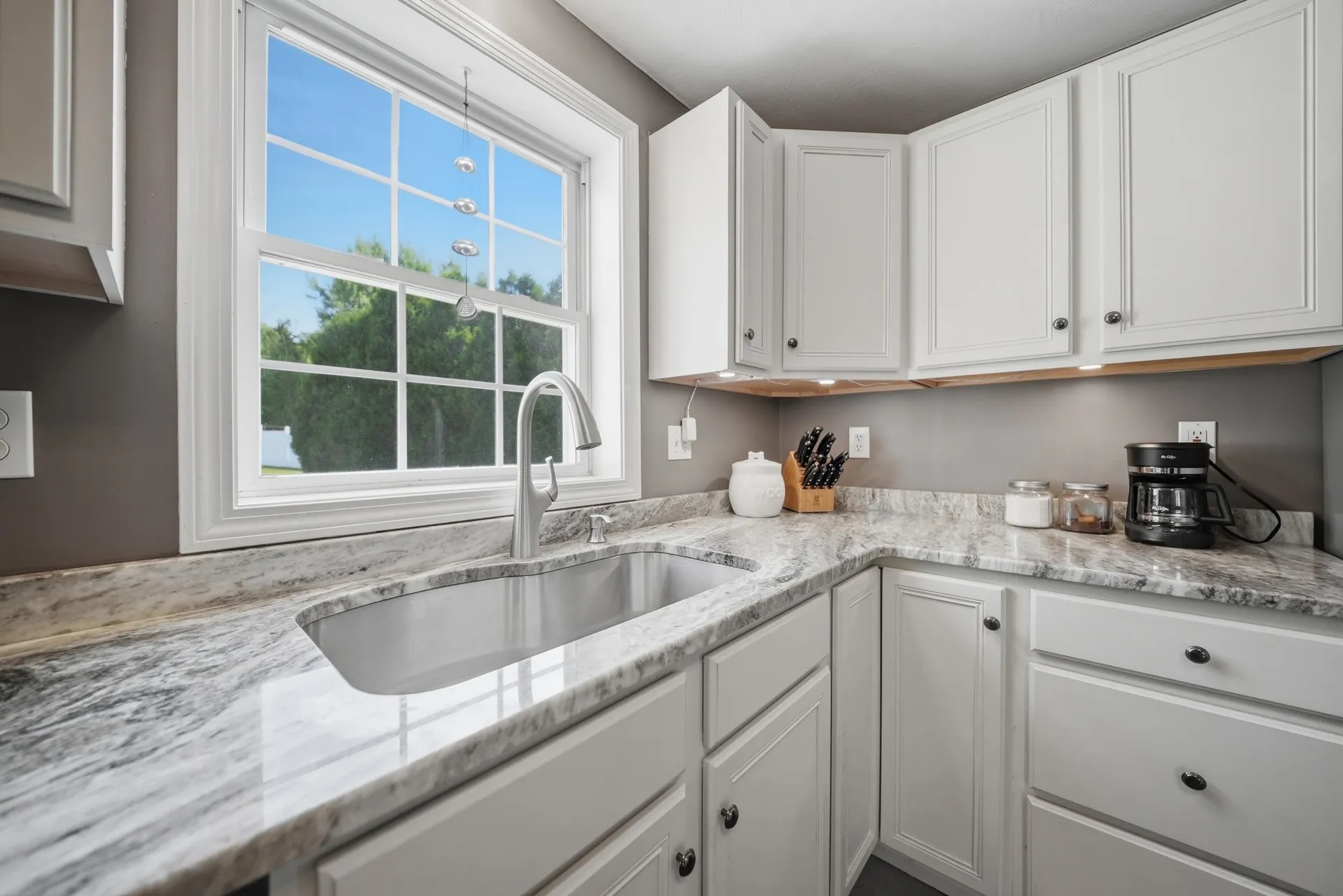 14 Brittany Circle Pembroke NH 03275