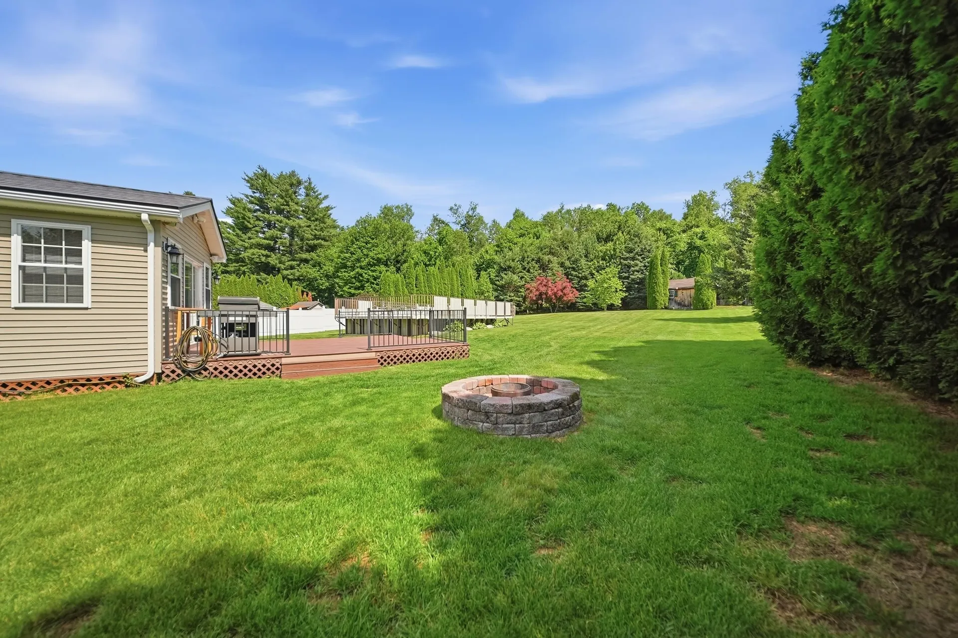 14 Brittany Circle Pembroke NH 03275