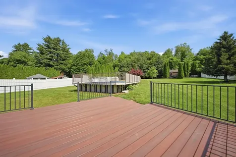 14 Brittany Circle Pembroke NH 03275