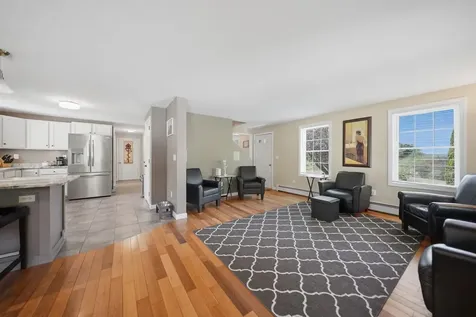 14 Brittany Circle Pembroke NH 03275