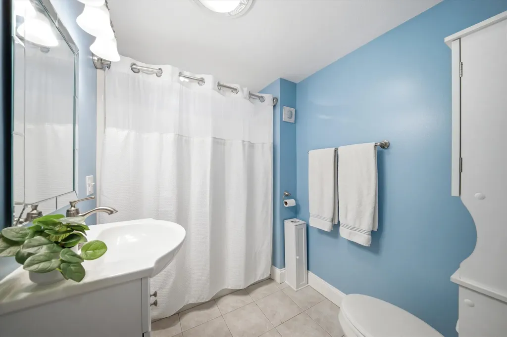 107 Hackett Hill Road Hooksett NH 03106