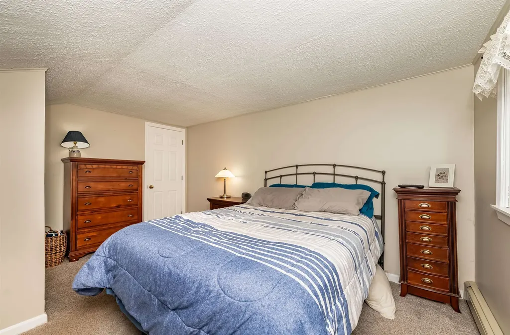 563 Pickering Road Rochester NH 03867