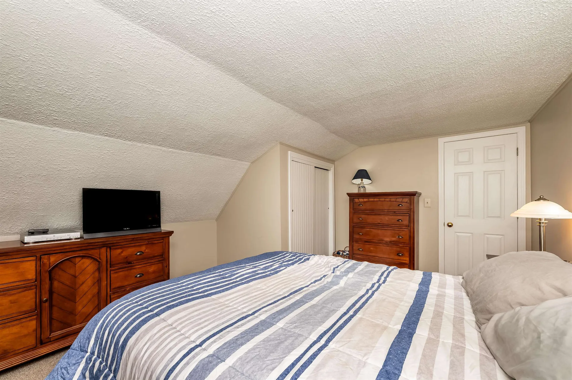 563 Pickering Road Rochester NH 03867