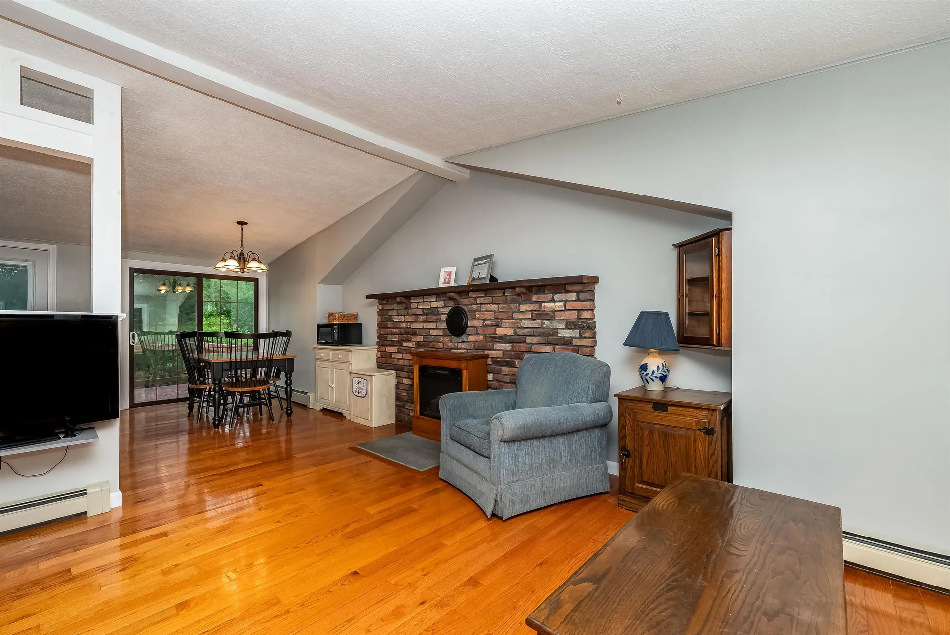 563 Pickering Road Rochester NH 03867