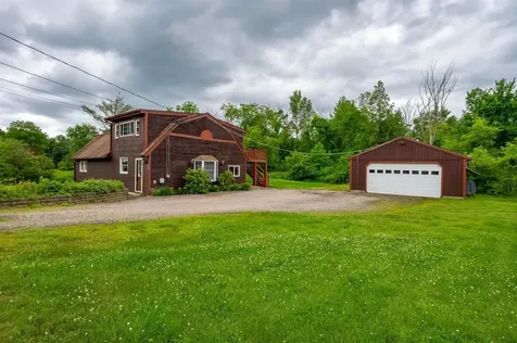 563 Pickering Road Rochester NH 03867