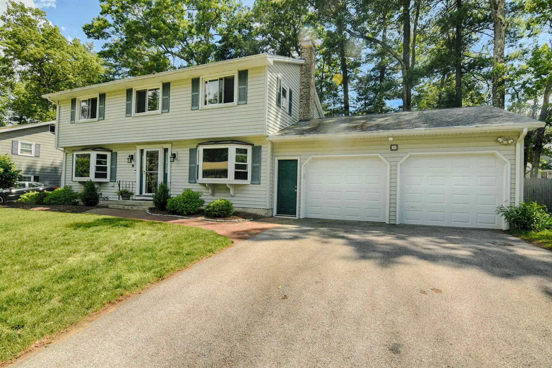 16 Century Road Nashua NH 03064