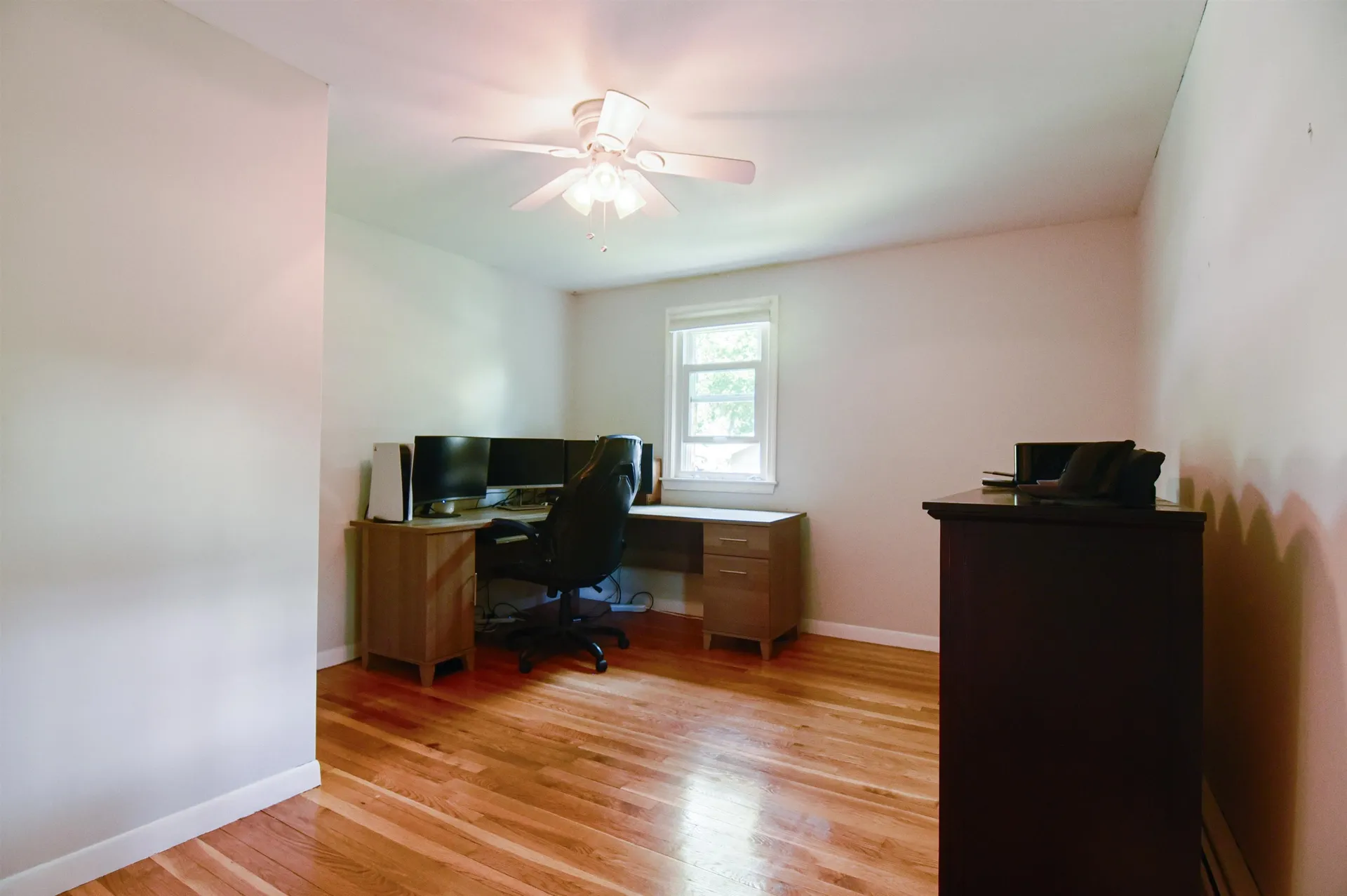 16 Century Road Nashua NH 03064