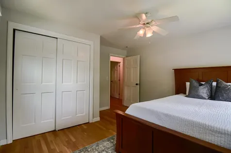 16 Century Road Nashua NH 03064