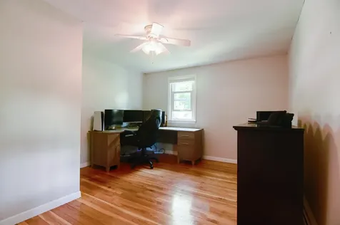 16 Century Road Nashua NH 03064