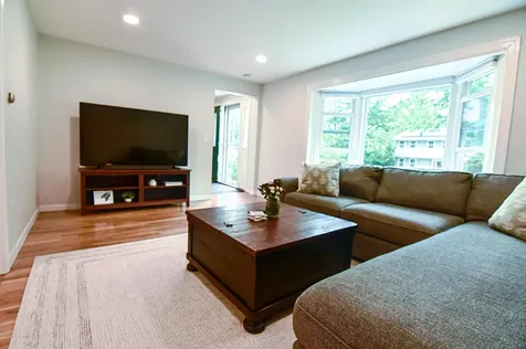 16 Century Road Nashua NH 03064