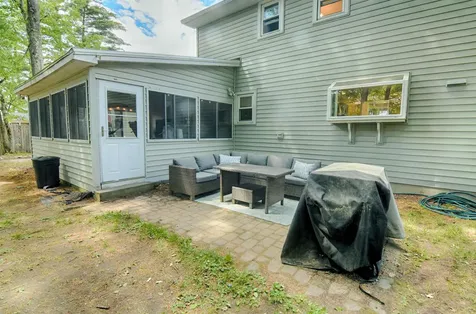 16 Century Road Nashua NH 03064