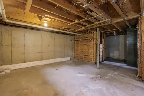 5 Cedar Street Lebanon NH 03766
