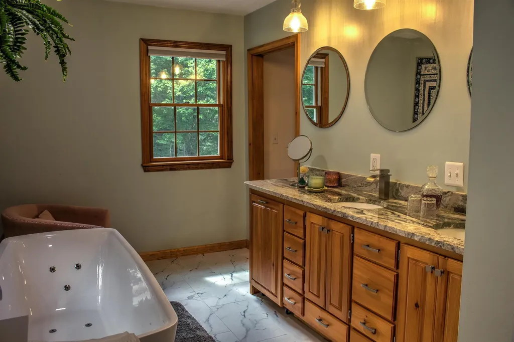 178 Eaton Road Swanzey NH 03446