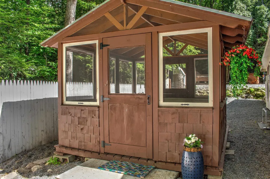 178 Eaton Road Swanzey NH 03446