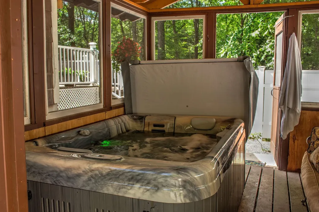 178 Eaton Road Swanzey NH 03446