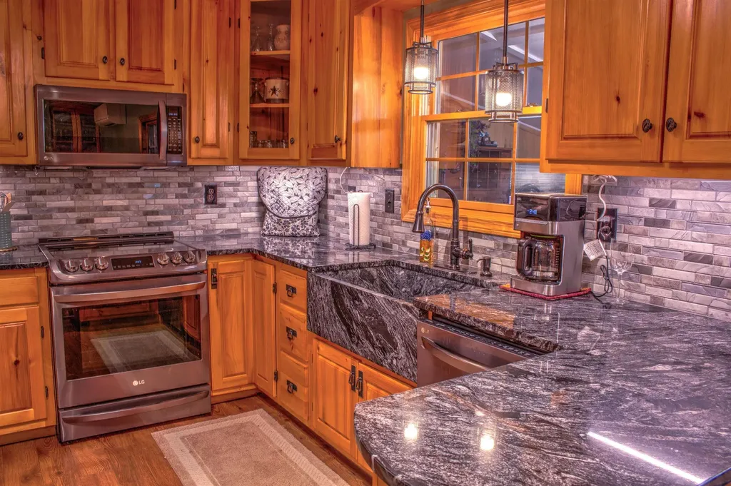 178 Eaton Road Swanzey NH 03446