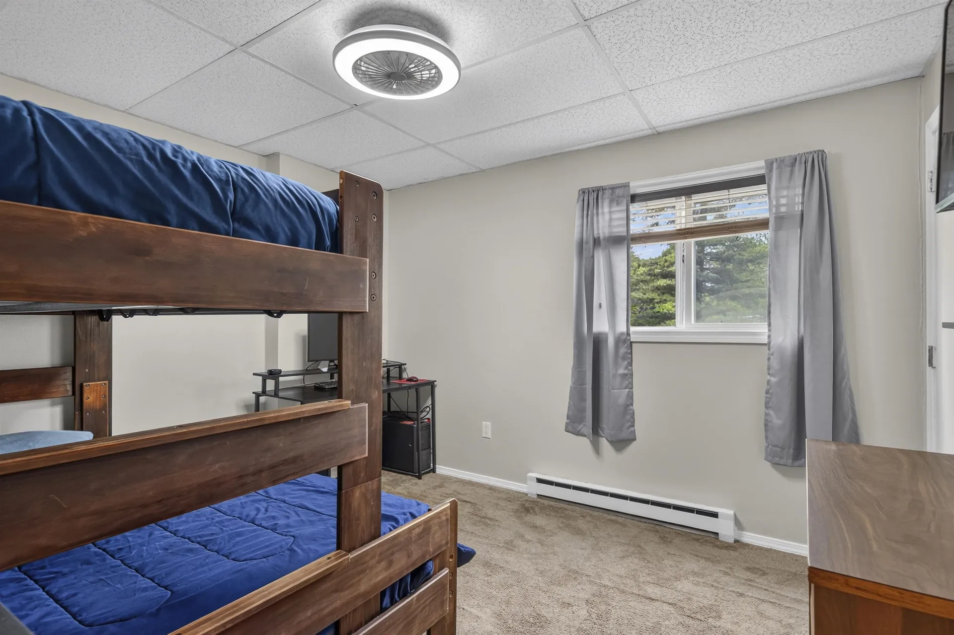 59 Constitution Drive Londonderry NH 03503