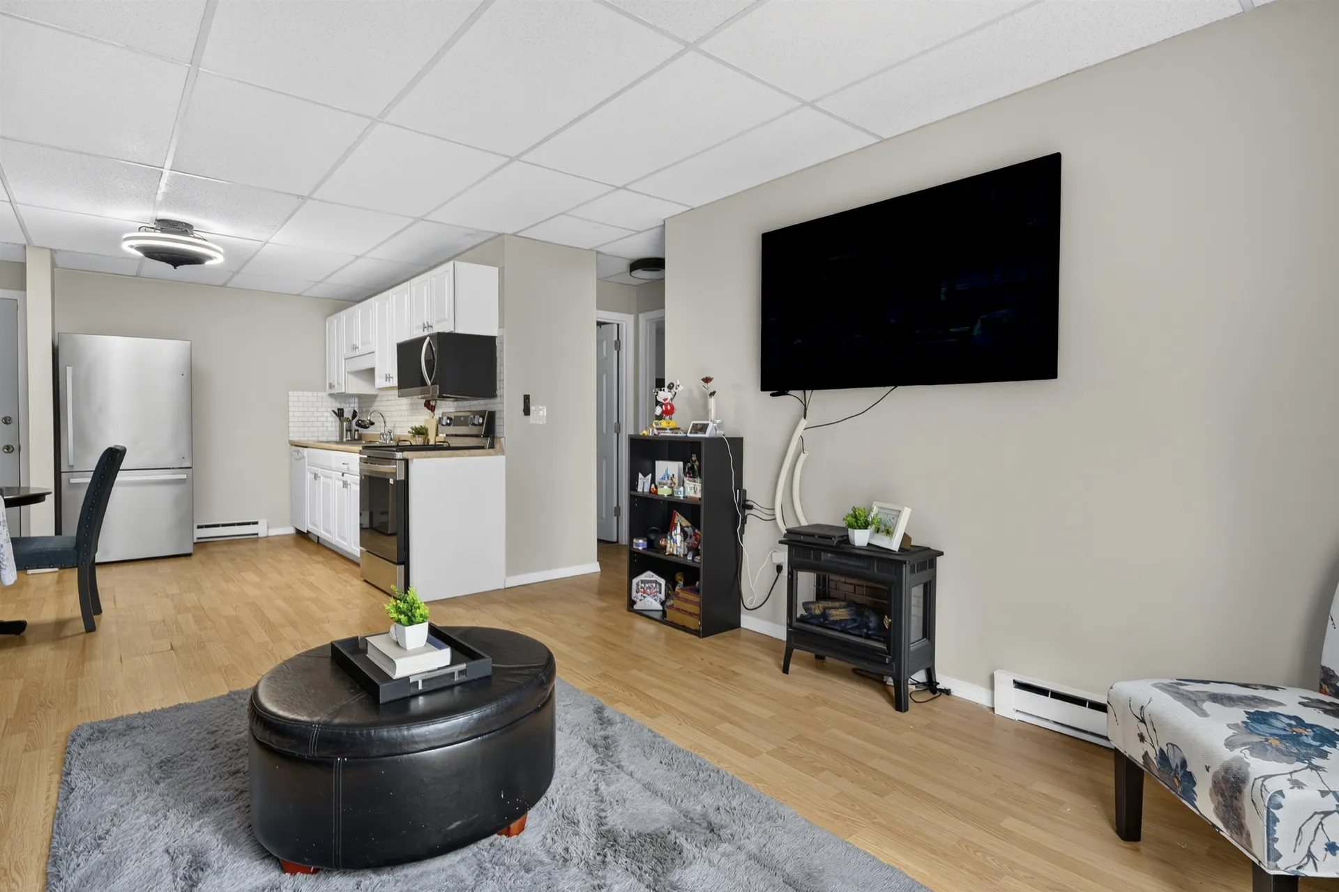 59 Constitution Drive Londonderry NH 03503