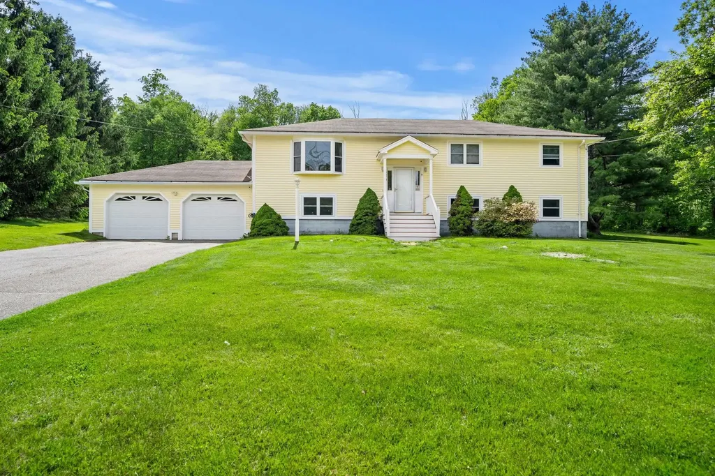 240 Hampstead Street Methuen MA 01844