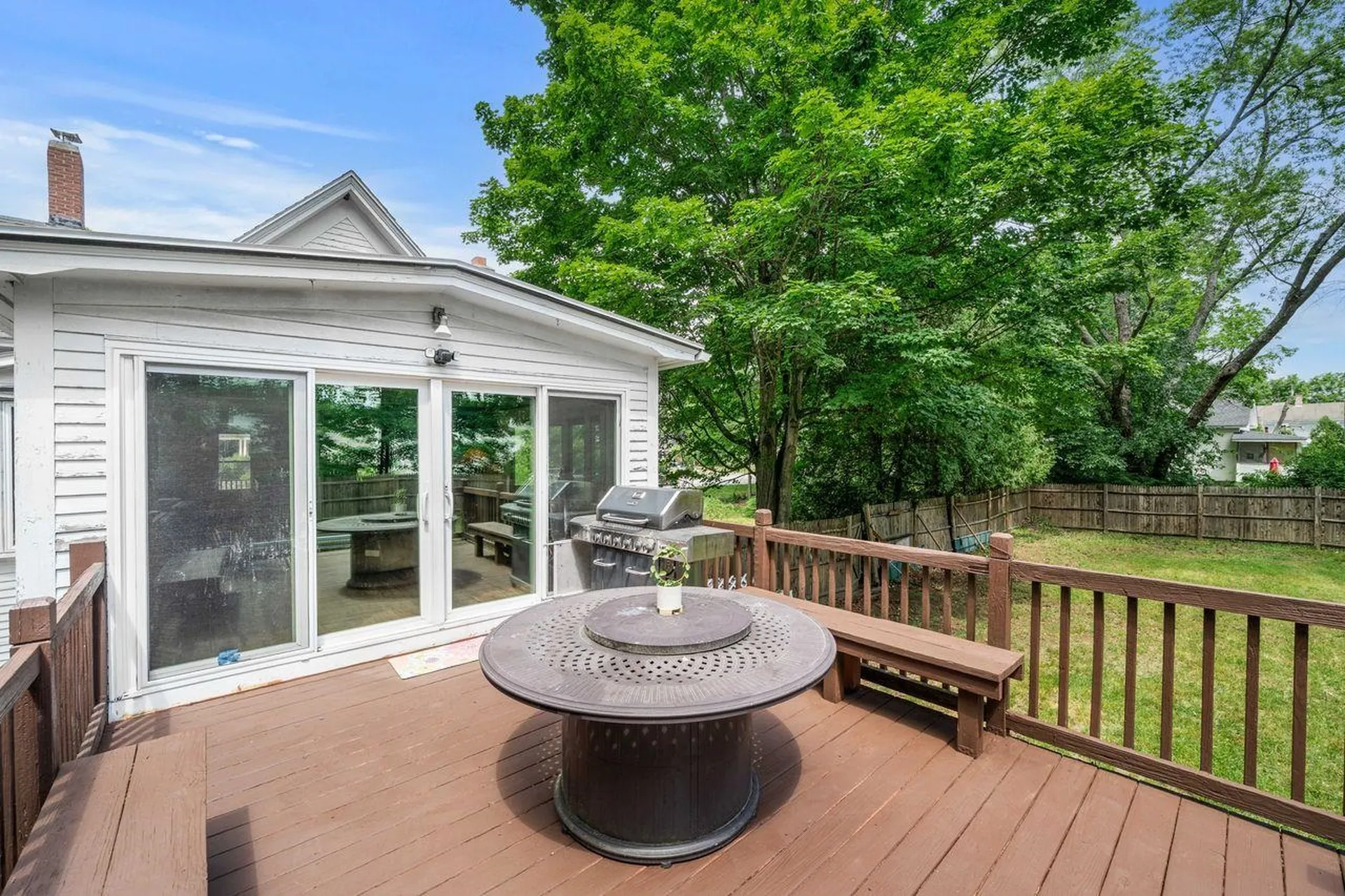 37 N Mast Street Goffstown NH 03045