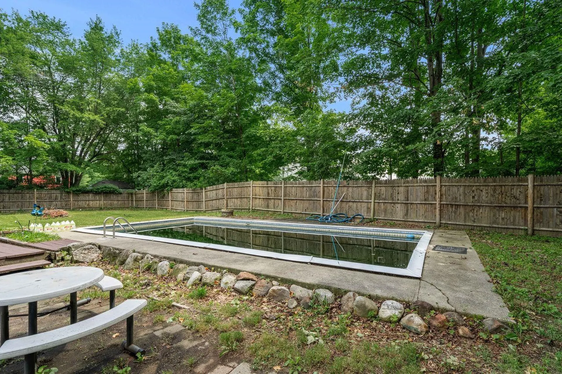 37 N Mast Street Goffstown NH 03045