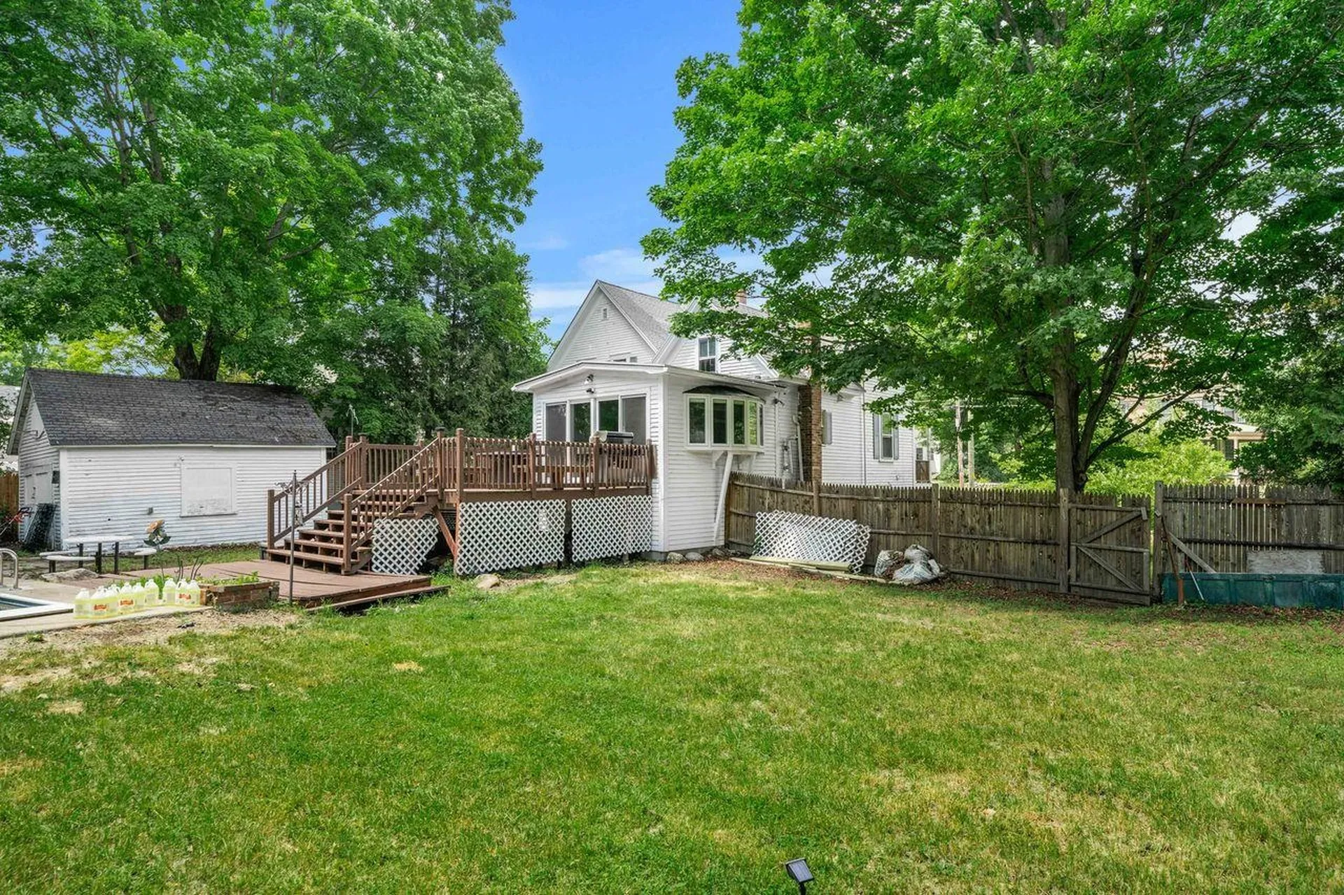 37 N Mast Street Goffstown NH 03045