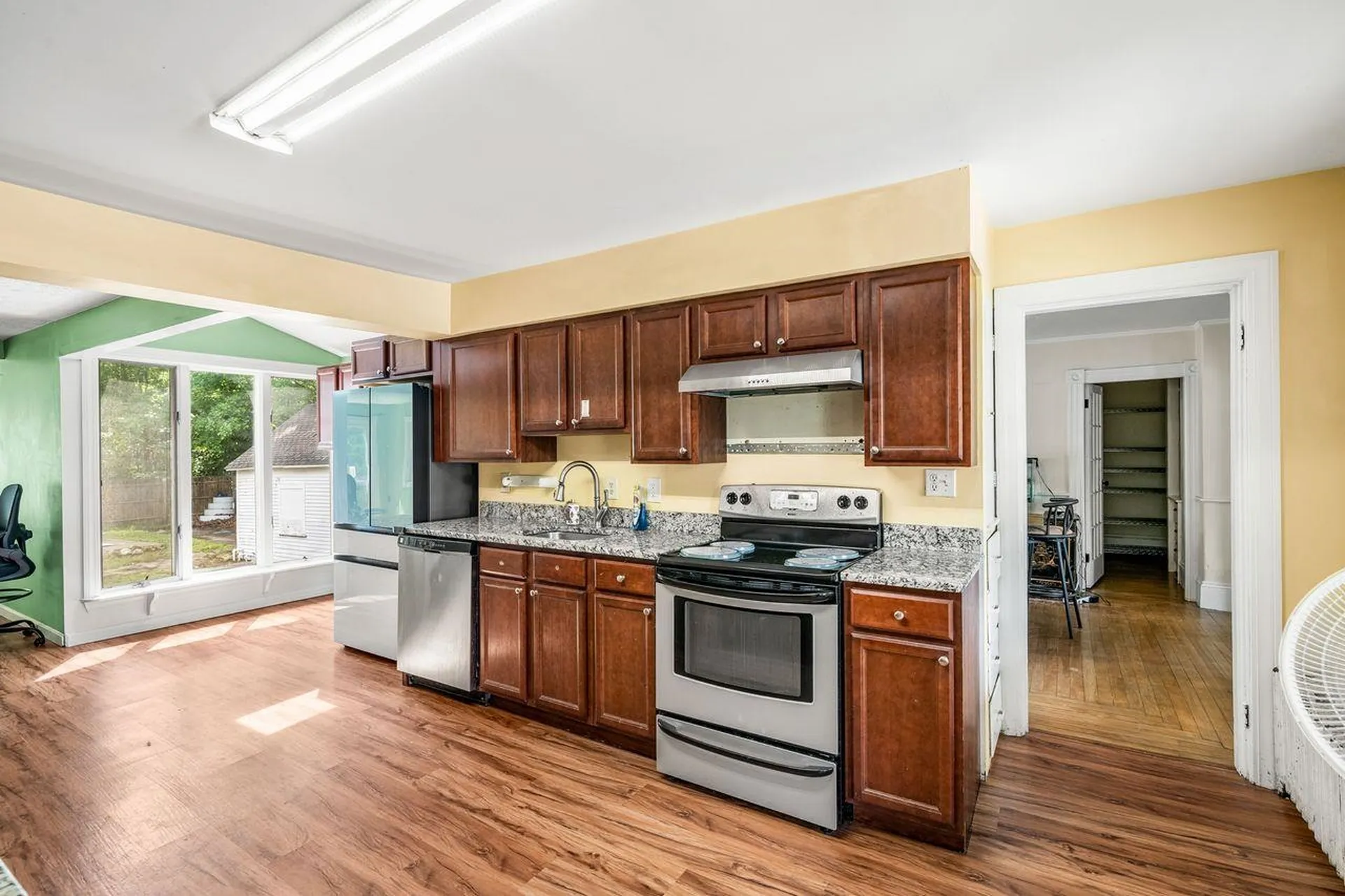 37 N Mast Street Goffstown NH 03045