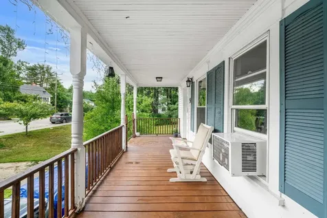 37 N Mast Street Goffstown NH 03045