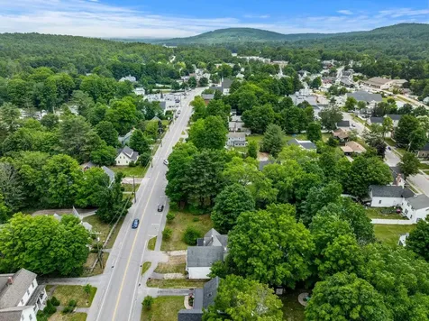 37 N Mast Street Goffstown NH 03045