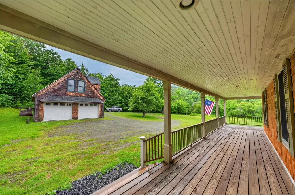 23 Burchard Road Dover VT 05356