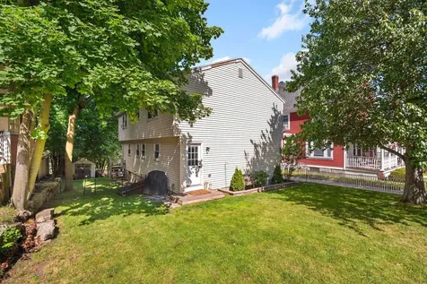 842 Beech Street Manchester NH 03104