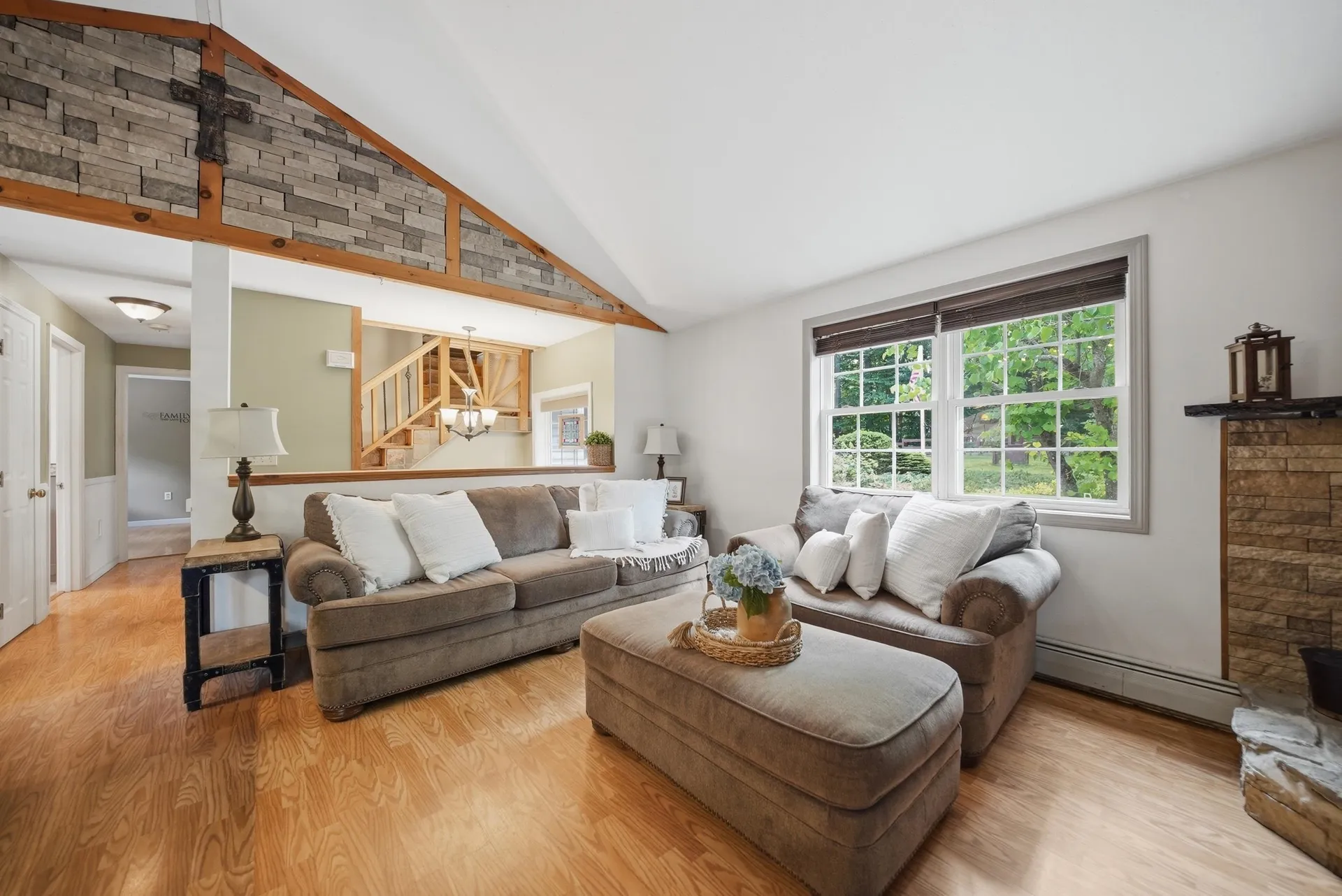 12 Campbell Drive Pelham NH 03076