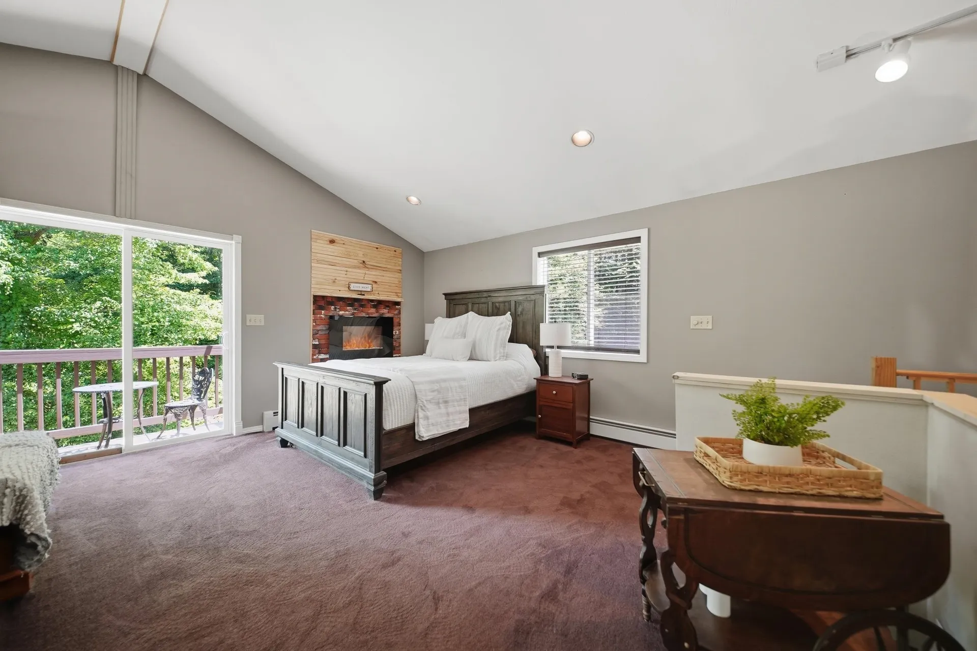 12 Campbell Drive Pelham NH 03076