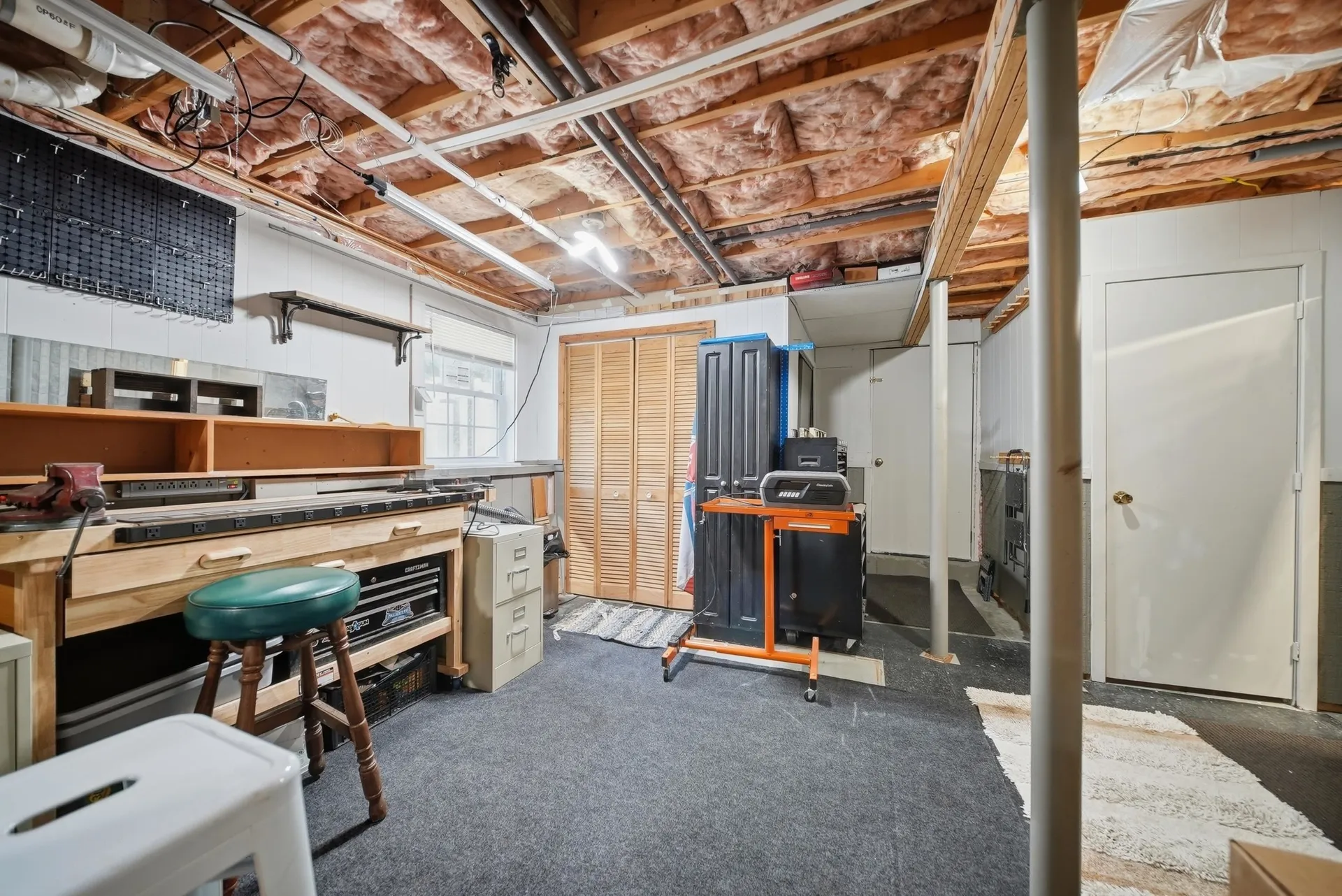 12 Campbell Drive Pelham NH 03076