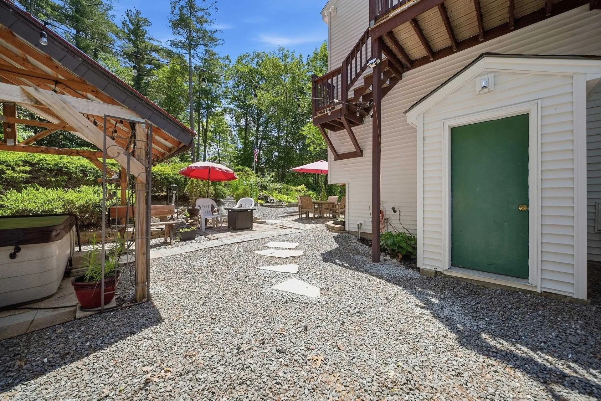 12 Campbell Drive Pelham NH 03076