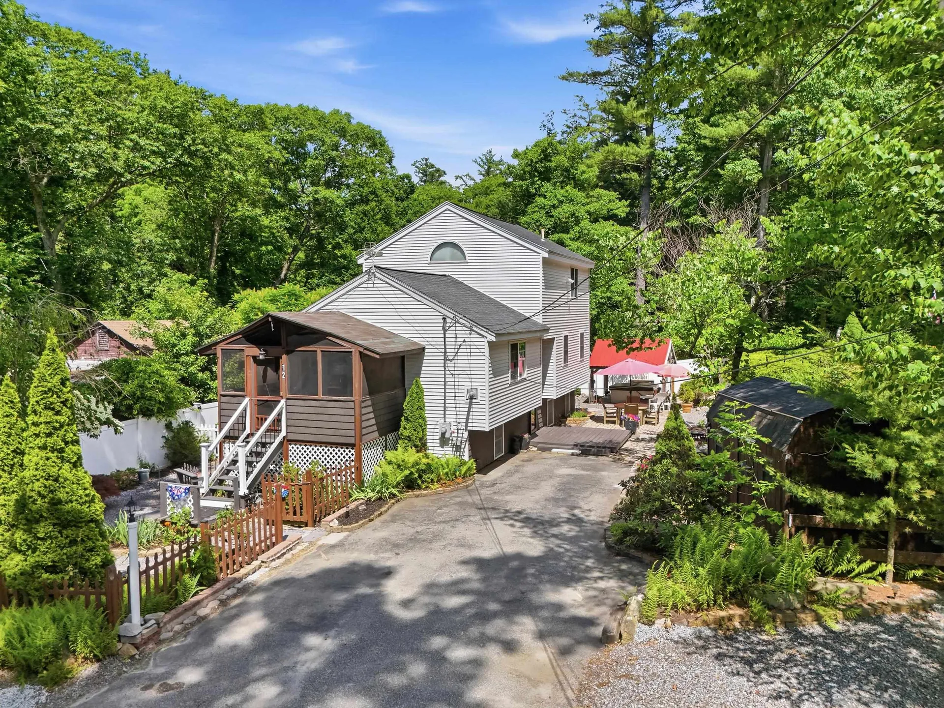 12 Campbell Drive Pelham NH 03076