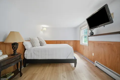 12 Campbell Drive Pelham NH 03076